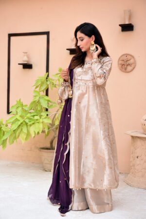 Lama Anarkali